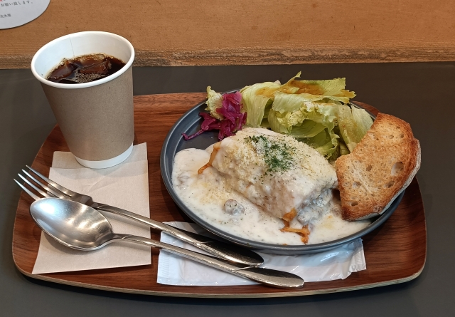 W COFFEE 北大塚店 ラザニアセット全体
